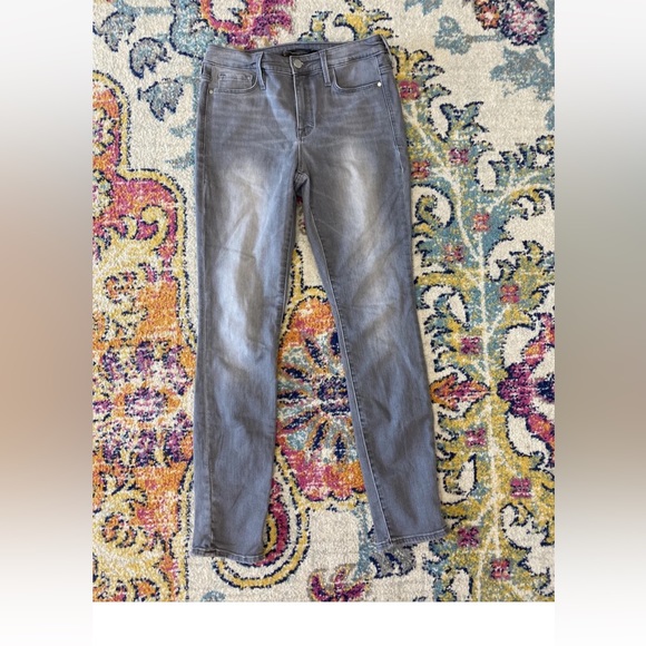 ATHLETA Sculptek Stretch GRAY Wash SKINNY Jeans  Mid Rise, Size 6 - Picture 1 of 3